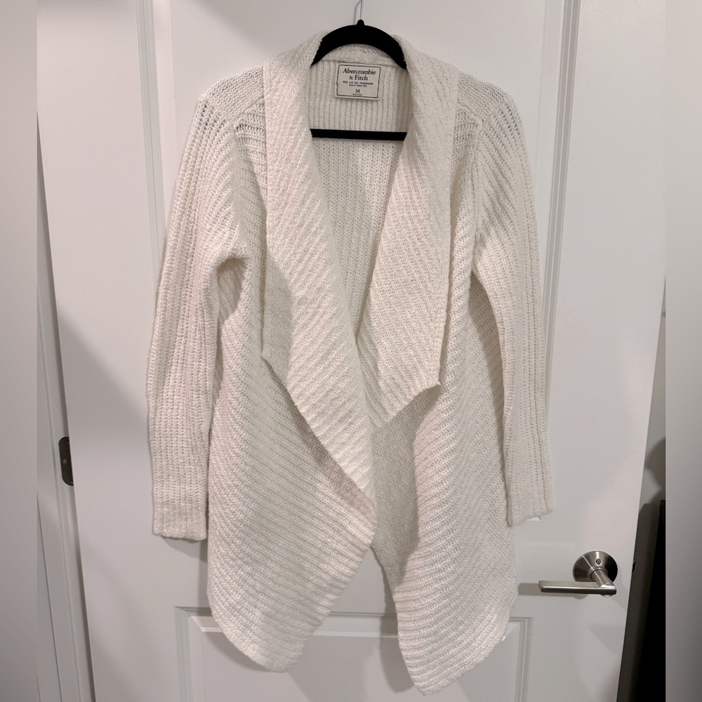 Abercrombie & Fitch women’s white cardigan, size medium